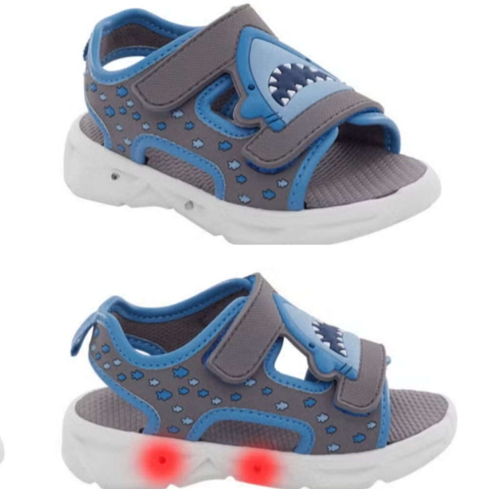 Carters Shark Light Up Shoes Size 5